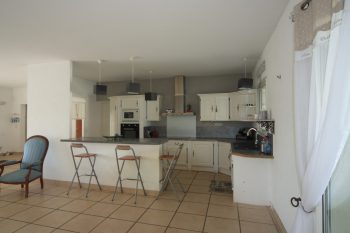 Maison de 2000, 150m², 5p, 850m² – Image 2