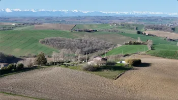 Grande villa avec vue exceptionnelle sur les Pyrénées – Image 19