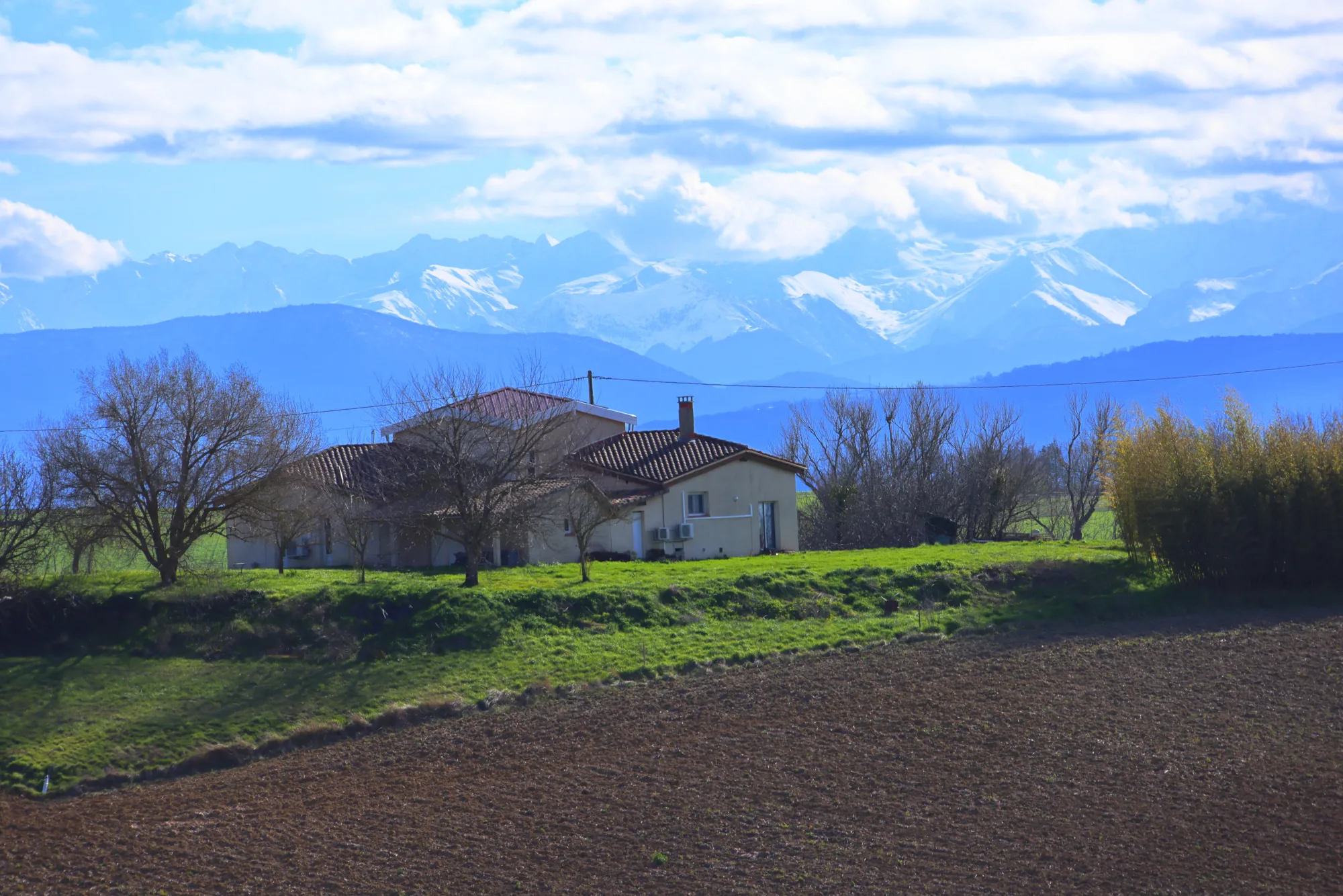 Grande villa avec vue exceptionnelle sur les Pyrénées